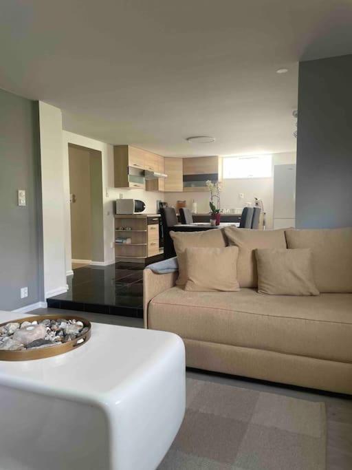 Apartamento Cozy Ground Floor In Nature, By Driving 300 Metres Of Gravel Road On Top Of The Hill *